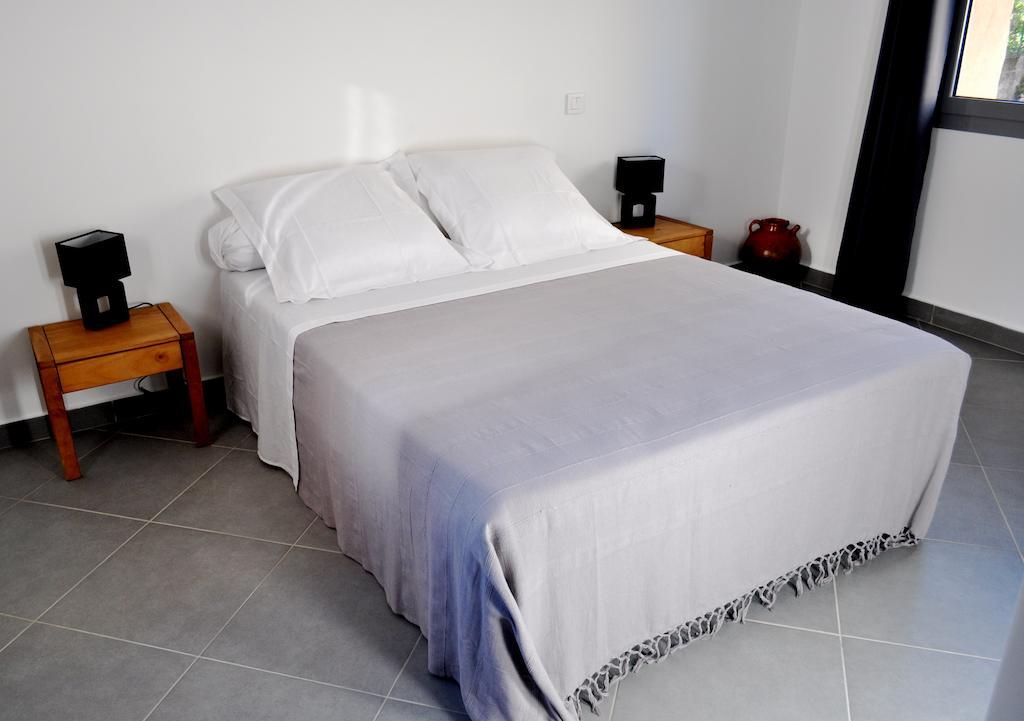 Chambres D'Hotes Villa Cardellini Aullene Zimmer foto